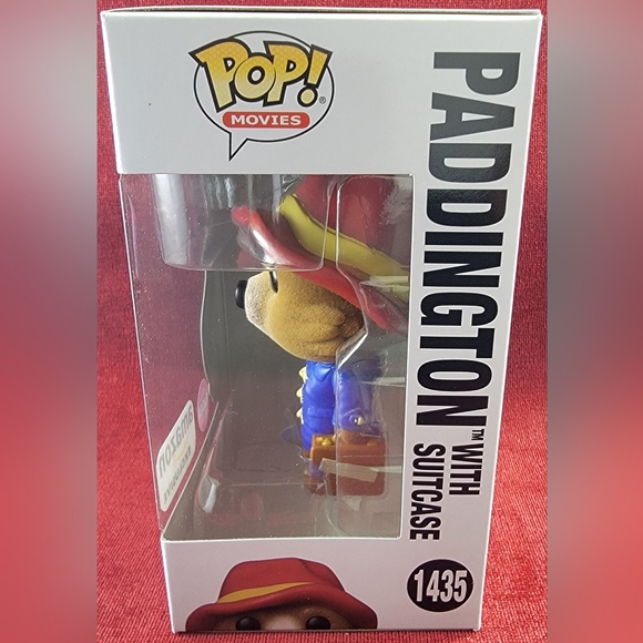 Paddington with suitcase amazon exclusive funko # 1435 (nib) With pop protector - Picture 5 of 7
